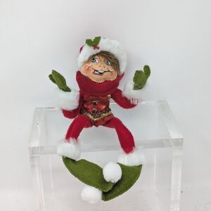 Annalee Christmas Elf Poseable Doll Red With Holly & Berries 2012, 7"